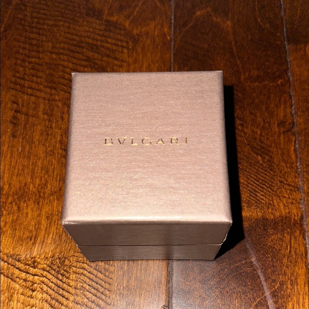 Bvlgari ring box